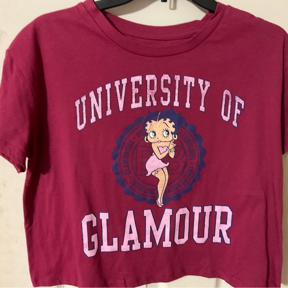 Size Small woman’s  Betty Boop reed short sleeved tee shirt